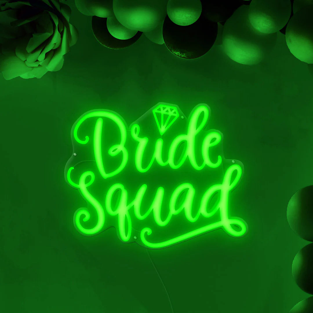 𝐁𝐑𝐈𝐃𝐄 𝐒𝐐𝐔𝐀𝐃 𝐈𝐍𝐒𝐄𝐆𝐍𝐀 𝐀𝐋 𝐍𝐄𝐎𝐍