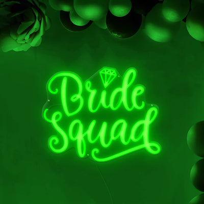 𝐁𝐑𝐈𝐃𝐄 𝐒𝐐𝐔𝐀𝐃 𝐈𝐍𝐒𝐄𝐆𝐍𝐀 𝐀𝐋 𝐍𝐄𝐎𝐍