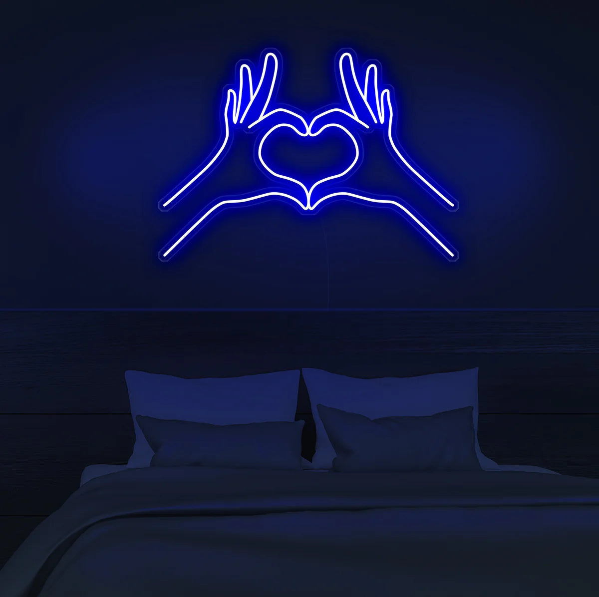 𝐒𝐏𝐑𝐄𝐀𝐃 𝐋𝐎𝐕𝐄 𝐈𝐍𝐒𝐄𝐆𝐍𝐀 𝐀𝐋 𝐍𝐄𝐎𝐍