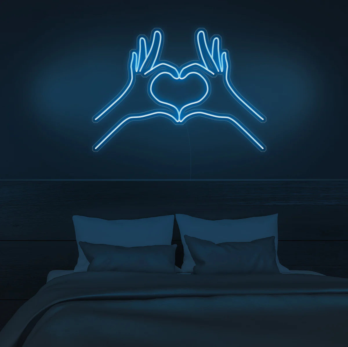 𝐒𝐏𝐑𝐄𝐀𝐃 𝐋𝐎𝐕𝐄 𝐈𝐍𝐒𝐄𝐆𝐍𝐀 𝐀𝐋 𝐍𝐄𝐎𝐍