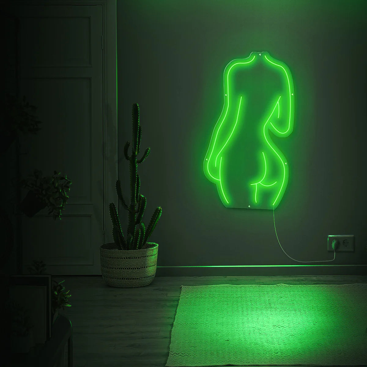 𝐅𝐄𝐌𝐀𝐋𝐄 𝐁𝐀𝐂𝐊 𝐒𝐈𝐋𝐇𝐎𝐔𝐓𝐓𝐄 𝐈𝐍𝐒𝐄𝐆𝐍𝐀 𝐀𝐋 𝐍𝐄𝐎𝐍