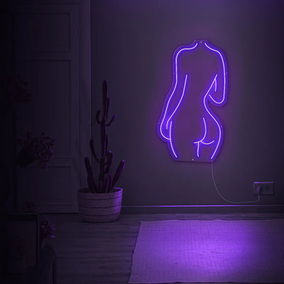 𝐅𝐄𝐌𝐀𝐋𝐄 𝐁𝐀𝐂𝐊 𝐒𝐈𝐋𝐇𝐎𝐔𝐓𝐓𝐄 𝐈𝐍𝐒𝐄𝐆𝐍𝐀 𝐀𝐋 𝐍𝐄𝐎𝐍